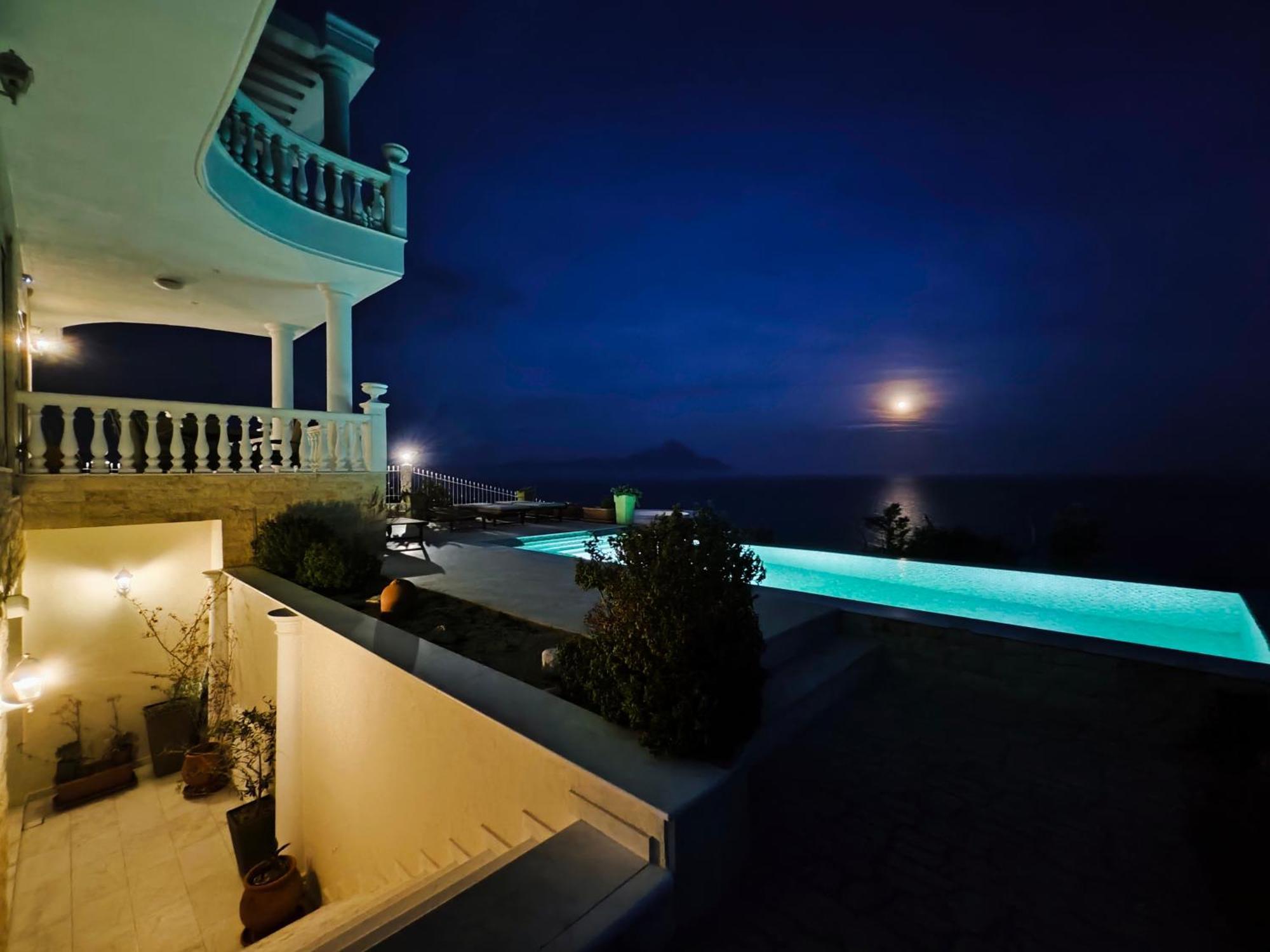 Villa Ulyana Kriaritsi - Athos Sea View & Spa Екстериор снимка